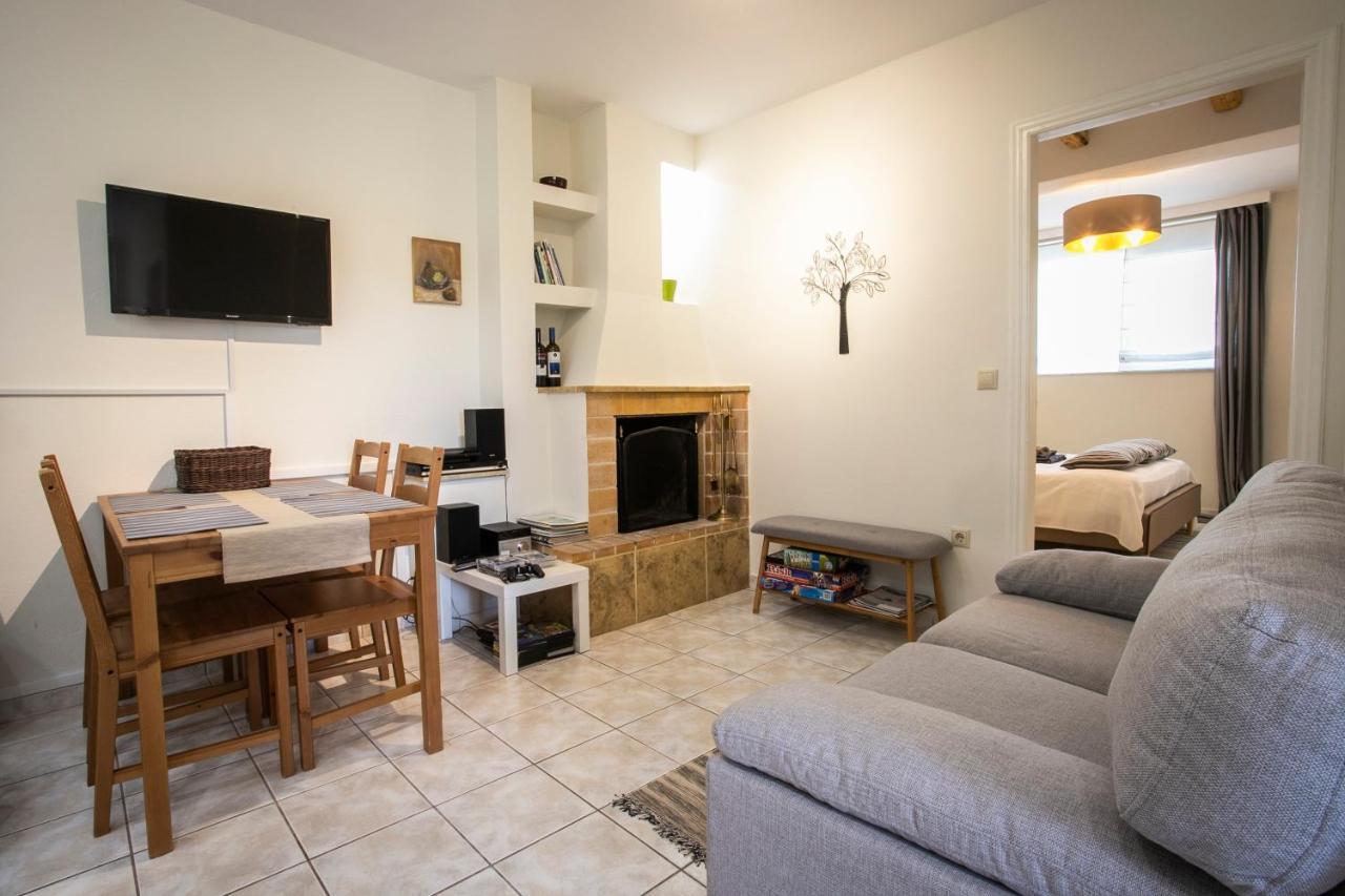 Anavyssos 1 Bedrm 4 Prs Flat 5Min Walk From Beach 외부 사진